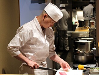 日本橋海鮮丼 つじ半／株式会社MTK 求人