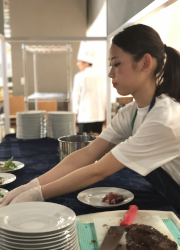 LINEヤフー赤坂オフィス Dining/Cafe（中央フードサービス株式会社） 求人