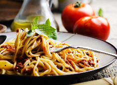 特定非営利活動法人ディーセントワーク・ラボ 求人 お客様に提供する料理など、これから決めることに提案をください！