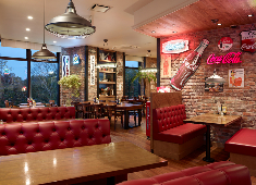 株式会社 アメリカンハウス/AMERICAN HOUSE STEAK&TACO グランベリーパーク店 求人 手作りを大切にしたあなたの料理でより多くのお客様を喜ばせてください！