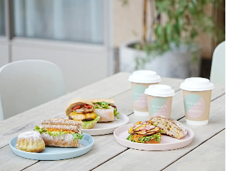 Alsace Air／株式会社ヤスダ 求人 お店の目の前には、当社が運営する「ホテルヒソカ池袋」があり、テラス席でランチも楽しんでいただけます。