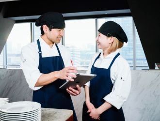 株式会社ワイズテーブルコーポレーション（東証スタンダード上場） 求人 レストランは一つのチーム。仲間と共に作り上げる”やりがい”を感じながら成長していきましょう！