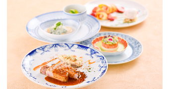 横濱元町 霧笛楼 求人