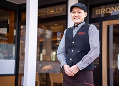 株式会社ブロンコビリー【東証プライム市場上場・名証プレミア市場上場】 求人 