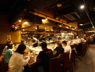 YOKOHAMA KUSHIKOBO GROUP／株式会社横浜串工房 求人 和食・居酒屋での料理経験が活かせるお店が多数！しっかりと稼ぎながら、料理の経験を活かしてください。