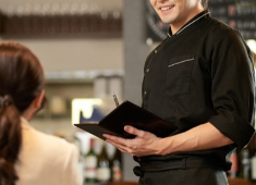 銀座 侍  - GINZA SAMURAI - 求人 在籍スタッフ全員が働きやすい環境を目指しております！ポジションの垣根を越え、みんなで支え合いながら働ける職場です◎