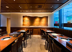 「焼肉たかやま」／株式会社CTM 求人 大崎店は、オープンテーブルだけでなく個室も多くご用意しています。