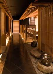 神楽坂SANGA（さんが）／グローバルフードサービス株式会社 求人