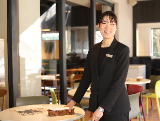 「レストラン キハチ」「キハチ カフェ」／アイビーカンパニー株式会社 求人