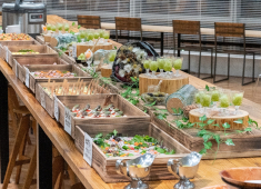 LINEヤフー赤坂オフィス Dining/Cafe（中央フードサービス株式会社） 求人 