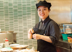 東京エアポートレストラン株式会社 求人 実力のある方には即戦力としてご入社いただきます！勿論、ご経験の浅い方・未経験の方も大歓迎です！