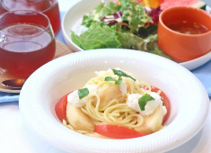 APOLLON FRUIT GARDEN／アポロホールディング株式会社 求人 フルーツを取り入れたパスタメニューなど、自由な発想でFOODメニューを考案して下さる方をお待ちしております。