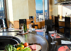 レンブラントホテルグループ 求人 希望しない異動・転勤はありません。Uターン・Iターンはもちろん、住み慣れた地域、馴染みのあるエリアで勤務可能です！