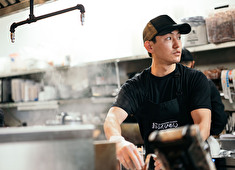 EK FOODSERVICES,INC.（イーケーフードサービス）　※海外店舗採用窓口 求人 VISA取得の条件・進め方など、専門的な分野は当社が全面サポート！安心して挑戦できる舞台づくりを進めています。