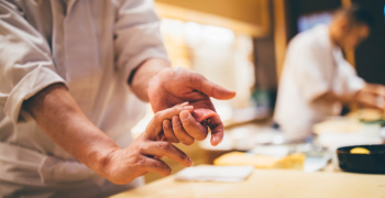 金沢まいもん寿司 福屋広島駅前店／株式会社BREEZE 求人