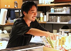 ジョウモン／ごりょんさん、他／株式会社ベイシックス 求人 「全員営業」という言葉が似合う職場！技術や知識だけでなく、人脈という将来確実に役立つ、つながりも手に入られる！