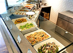 base my best chef （ベースマイベストシェフ） 求人 カフェ＆バル＆デリと食材＆ワイン販売♪アイデア次第でもっと素敵なお店になる可能性を秘めています！