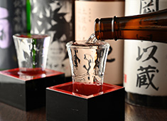 株式会社JPパワー/どればー高知【スタンダード市場 上場企業】 求人 日本酒に力をいれており、高知の酒蔵さんとのお付き合いもございます。