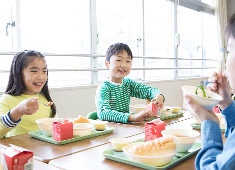 株式会社レパスト　学校営業部 調理師や栄養士の資格と経験が活かせます！