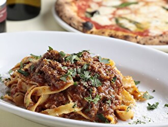 「Pizzeria trattoria Vomero」「BRACERIA DELIZIOSO ITALIA」etc.／株式会社ポジティブ&ブレイン 求人