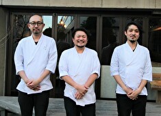 「神田 居酒屋こころ」「飯田橋 喝采」「渋谷 三心」「神田 居酒屋こころ となり」etc.／株式会社 Grant 求人 【渋谷 三心】JR渋谷駅西口より徒歩7分／客席数32席／客単価10,000円