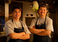 株式会社Human Qreate／『厳選焼鳥 一石三鳥 本店』『一石三鳥 別邸』『鮨 八咫烏』他 求人 グループ全体でクラウドファンディングにて1億円以上のご支援を賜るなど、沢山のお客様に愛されるブランドを展開中！