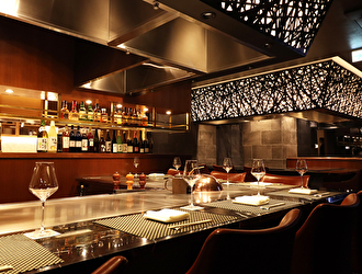 株式会社ジーノエマリオ／『鉄板焼 しろや 銀座亭』『NAPOLIMANIA(ナポリマニア)』 求人