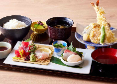 スターツ商事 株式会社／「旬味」 求人 和食経験をお持ちの方はもちろん、これから勉強したいという方も大歓迎します！