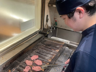 ロイヤル商事株式会社　※フード事業部・新店開業準備室 求人