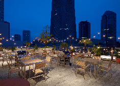 株式会社 アメリカンハウス/LA SALSA 求人 肉料理をはじめ、パスタなど幅広い洋食を提供しています。