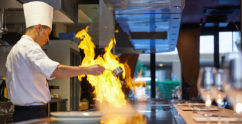 鉄板焼　ニュー松坂（常盤興産 株式会社） 求人