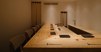 鮨 のべつ 求人