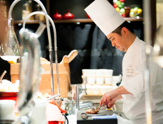 円居グループ（本格フレンチレストラン「ラ・トゥール」、他） 求人