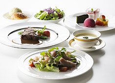 株式会社リオ・ホテルズ 求人 和食・洋食どちらもバランスよく経験を積めるのもホテルならではのメリットです！将来、独立を目指す方大歓迎です。