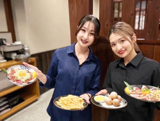 株式会社double（ダブル） 求人 20代、30代が活躍中！飲食経験が浅い方にも多くのチャンスがあります。バイト経験を活かした参加も大歓迎。