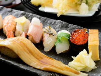 株式会社ビィバリュー 求人 【寿司の新ブランド】鎌倉に立ち上げる新店舗。当社として初めての寿司店がオープンします！