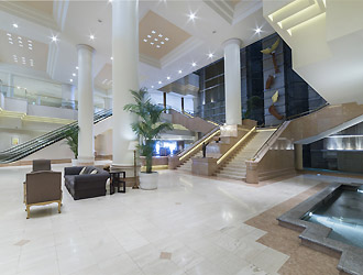 ヨコハマ グランド インターコンチネンタル ホテル 求人