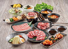 株式会社 木曽路/特選和牛大将軍、国産牛焼肉くいどん 求人 コース料理から一品料理まで提供してお客様に満足してもらっています。