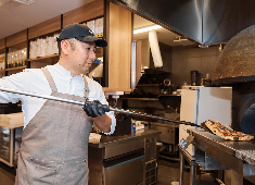 株式会社 glob 求人 globの社員平均年齢は30歳と若く、年齢に関わらずダイナミックな仕事に挑戦できる会社です。