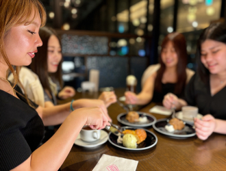 東京レストランツファクトリー株式会社 求人 SNSでも人気を集めるヒットブランド！若い方を中心に様々なお客様にご利用いただけるお店です。