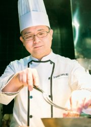 株式会社クリスタルインターナショナル 求人