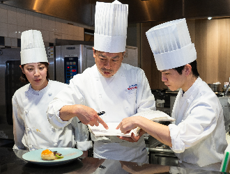株式会社阪急阪神ホテルズ 求人