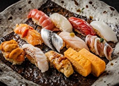 イートフィールド株式会社（鮨部門） 独立支援制度も完備しているので、技術だけでなく、ノウハウの部分までしっかりとお伝えいたしますよ！