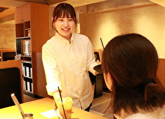 GYRO HOLDINGS INC (ジャイロホールディングス 株式会社） 求人 「いきなりお任せ」なんてことは絶対無し！1週間のOJT研修などサポート体制も充実している為、安心してご入社下さい！