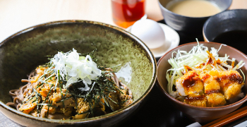 『蕎麦と酒肴つるまつ』／ファイナンシャルアライアンス株式会社 求人