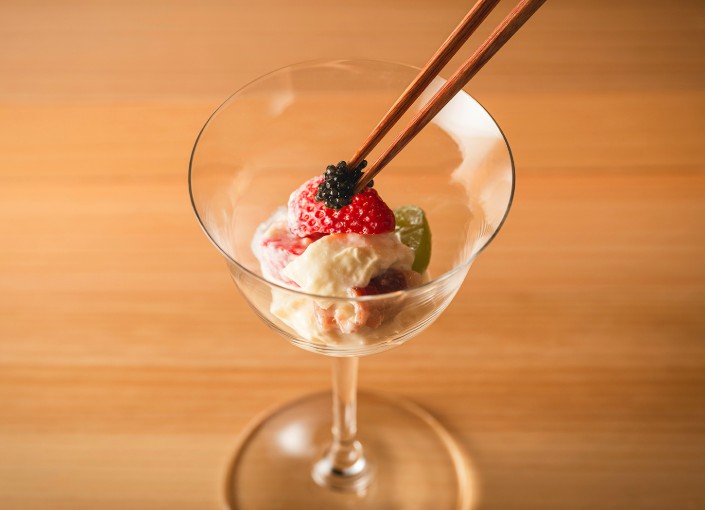 荒木町焼鳥　康（kou） 求人 日曜+不定休。十分なおやすみがあります。
高級店で働きながら、自分の時間も大切にできます。