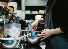 Cafe WASUGAZEN 愛宕グリーンヒルズ店 求人 たっぷりの野菜に玄米・雑穀米、手作りスイーツなど、食材にこだわったカラダに優しい手作りごはんに興味のある方は大歓迎