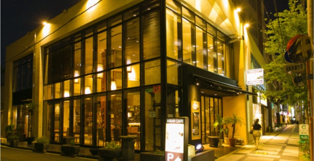 Asian Cafe Hiroz（アジアンカフェ ヒロッズ）／有限会社杉田モータース 求人