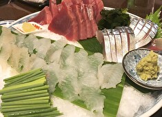 魚菜 いさご家／IASAGO Ltd. 求人 妥協なく仕上げる料理はどれも絶品！貴方のアイデアが新メニューとしてお品書きに加わるチャンスもあり！