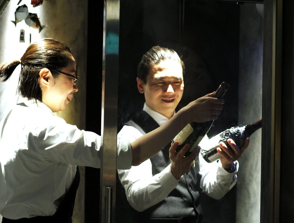 『鮨 乃南』『fragment 麻布十番』『海玄』etc.／株式会社SURF&TURF【やま幸グループ】 求人